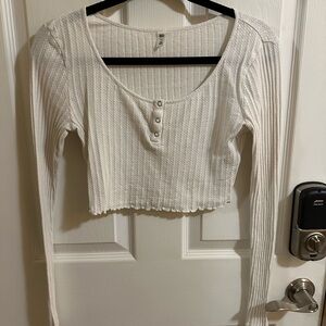 White long sleeve crop top
